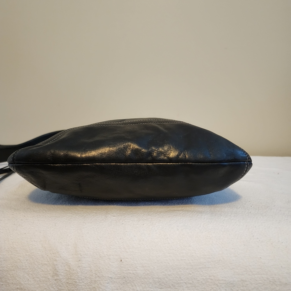 All leather coach crossbody - Picture 8 of 10